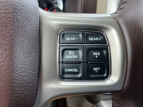 Used 2016 RAM 1500 Laramie w/ Convenience Group image 17