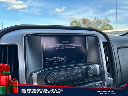 Used 2018 GMC Sierra 2500 SLT w/ Snow Plow Prep Package image 29