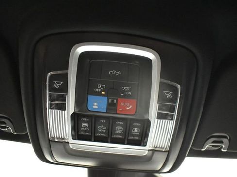 New 2026 RAM 1500 4x4 Crew Cab image 31