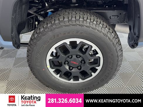 New 2026 Toyota Tacoma TRD Off-Road AWD/4WD image 15