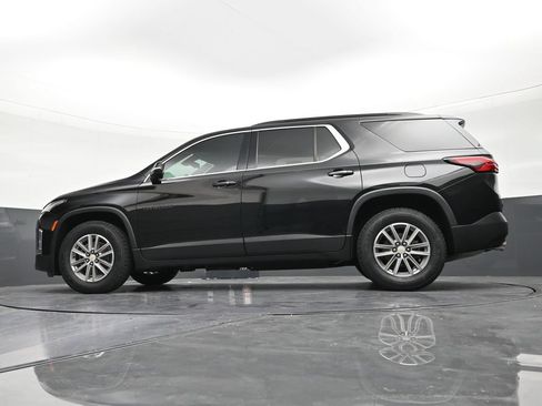 Used 2022 Chevrolet Traverse LT FWD image 21