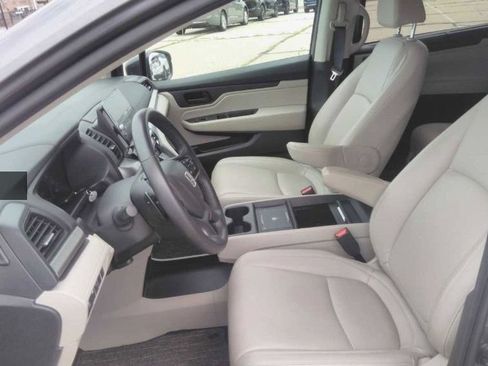Used 2025 Honda Odyssey EX-L image 9