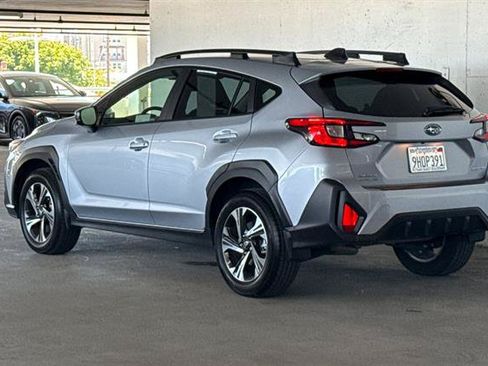 Used 2024 Subaru Crosstrek 2.0i Premium AWD/4WD image 5