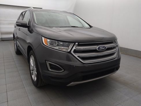 Used 2017 Ford Edge Titanium w/ Technology Package AWD/4WD image 13