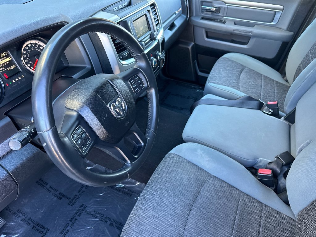 Used 2016 RAM 1500 SLT AWD/4WD image 9