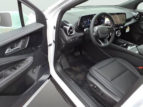 New 2026 Chevrolet Blazer EV LT image 10