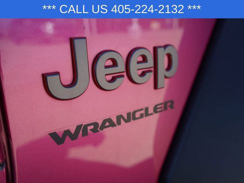 Used 2022 Jeep Wrangler Rubicon AWD/4WD image 5
