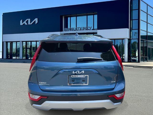New 2026 Kia Niro EX FWD image 5