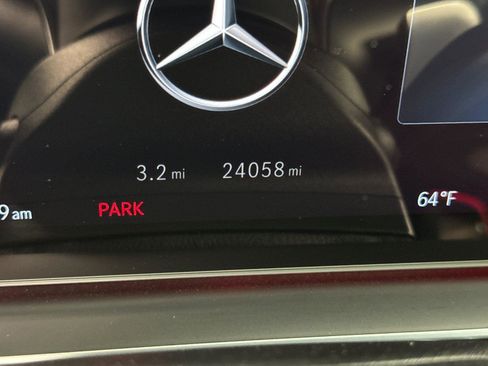 Used 2024 Mercedes-Benz GLS 450 4MATIC image 28