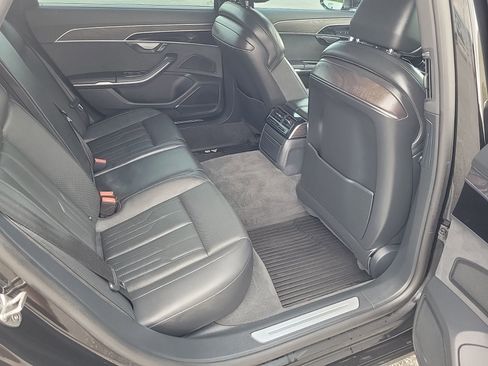Used 2022 Audi A8 L 3.0T w/ Executive Package AWD/4WD image 12