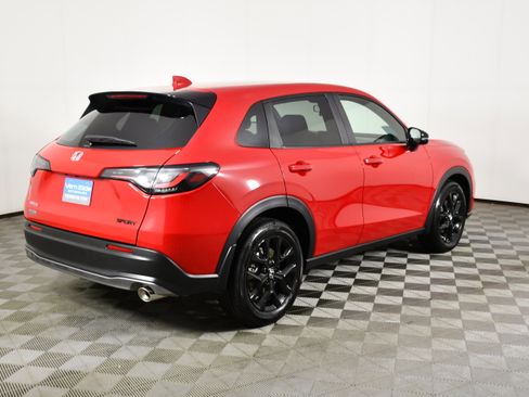 Certified 2025 Honda HR-V Sport image 6