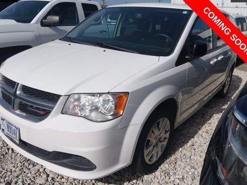 Used 2017 Dodge Grand Caravan SE w/ Power Window Group FWD image 2