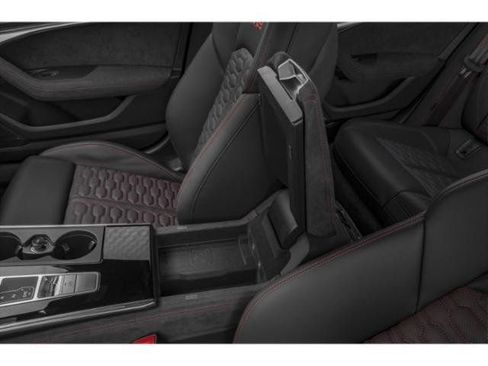 Used 2025 Audi RS 7 Performance AWD/4WD image 13