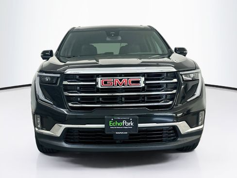 Used 2024 GMC Acadia Elevation AWD/4WD image 2