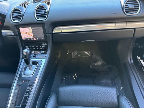 Certified 2018 Porsche 718 Cayman GTS image 32