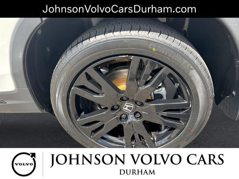 Used 2021 Honda Pilot Black Edition image 19