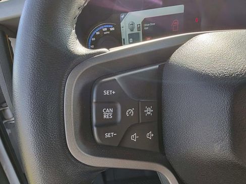 Used 2023 Ford Bronco Badlands w/ Sasquatch Package image 13