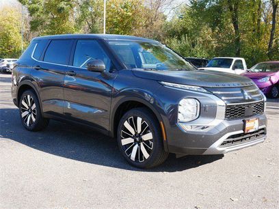New 2025 Mitsubishi Outlander SE