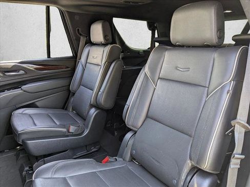 Used 2022 Cadillac Escalade Premium Luxury w/ Performance Package AWD/4WD image 22