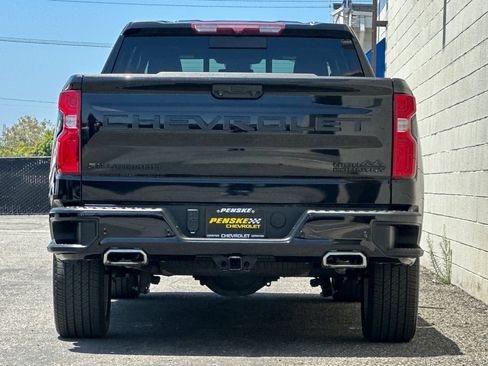 Certified 2022 Chevrolet Silverado 1500 High Country w/ High Country Premium Package AWD/4WD image 5