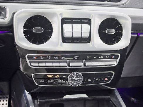 Used 2019 Mercedes-Benz G 550 w/ AMG Line image 23
