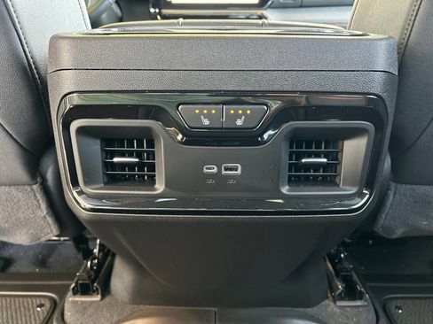 Used 2026 GMC Sierra 1500 AT4 w/ AT4 Premium Package AWD/4WD image 13