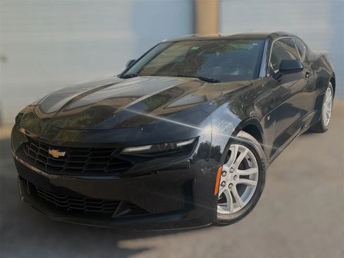 Used 2019 Chevrolet Camaro LS RWD image 2