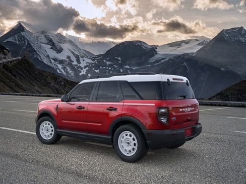 New 2025 Ford Bronco Sport Heritage w/ Convenience Package AWD/4WD image 4
