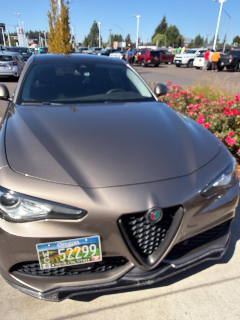 Used 2019 Alfa Romeo Giulia Ti Sport w/ Quick Order Package 22S Sport AWD/4WD image 1