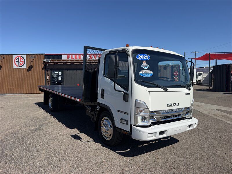 Used 2025 Isuzu NPR RWD image 1