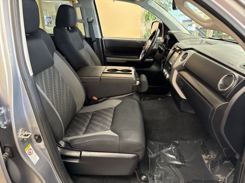 Used 2019 Toyota Tundra SR5 w/ TRD Off Road Package AWD/4WD image 20
