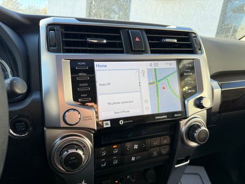 Used 2022 Toyota 4Runner Limited image 9