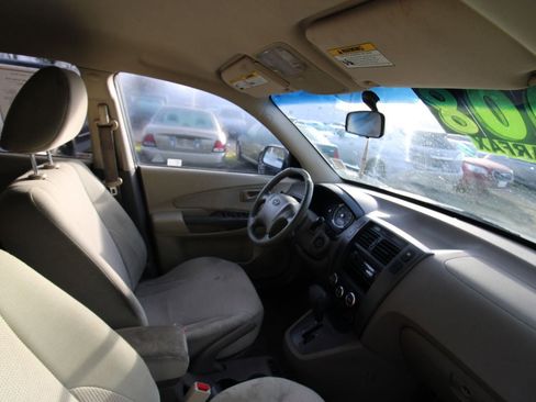 Used 2008 Hyundai Tucson GLS image 16