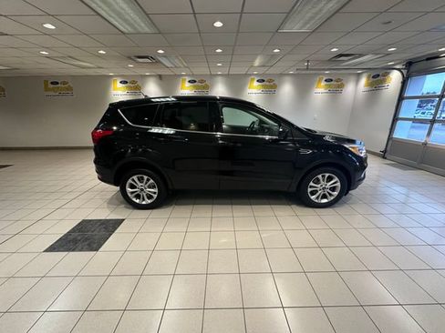 Used 2019 Ford Escape SE FWD image 26