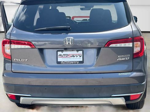 Used 2022 Honda Pilot Touring image 6
