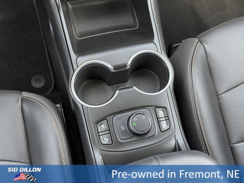 Certified 2018 GMC Terrain SLT AWD/4WD image 10
