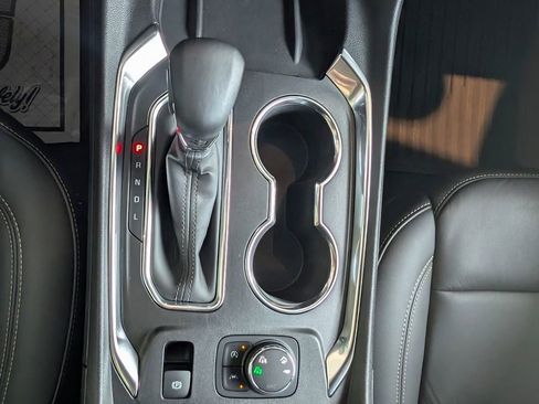 Certified 2023 Chevrolet Traverse LT w/ LT Premium Package image 27