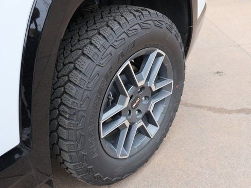 New 2026 GMC Terrain AT4 w/ Convenience Package III AWD/4WD image 39