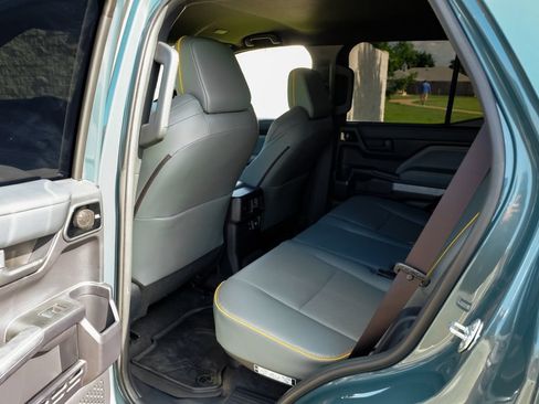 Used 2025 Toyota 4Runner Trailhunter AWD/4WD image 48
