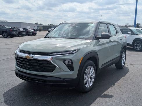 New 2026 Chevrolet TrailBlazer LS w/ LS Confidence Package FWD image 3
