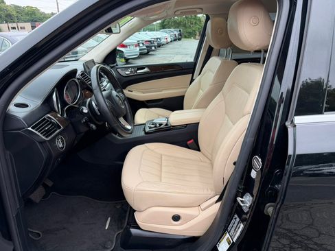 Used 2019 Mercedes-Benz GLS 450 4MATIC image 15