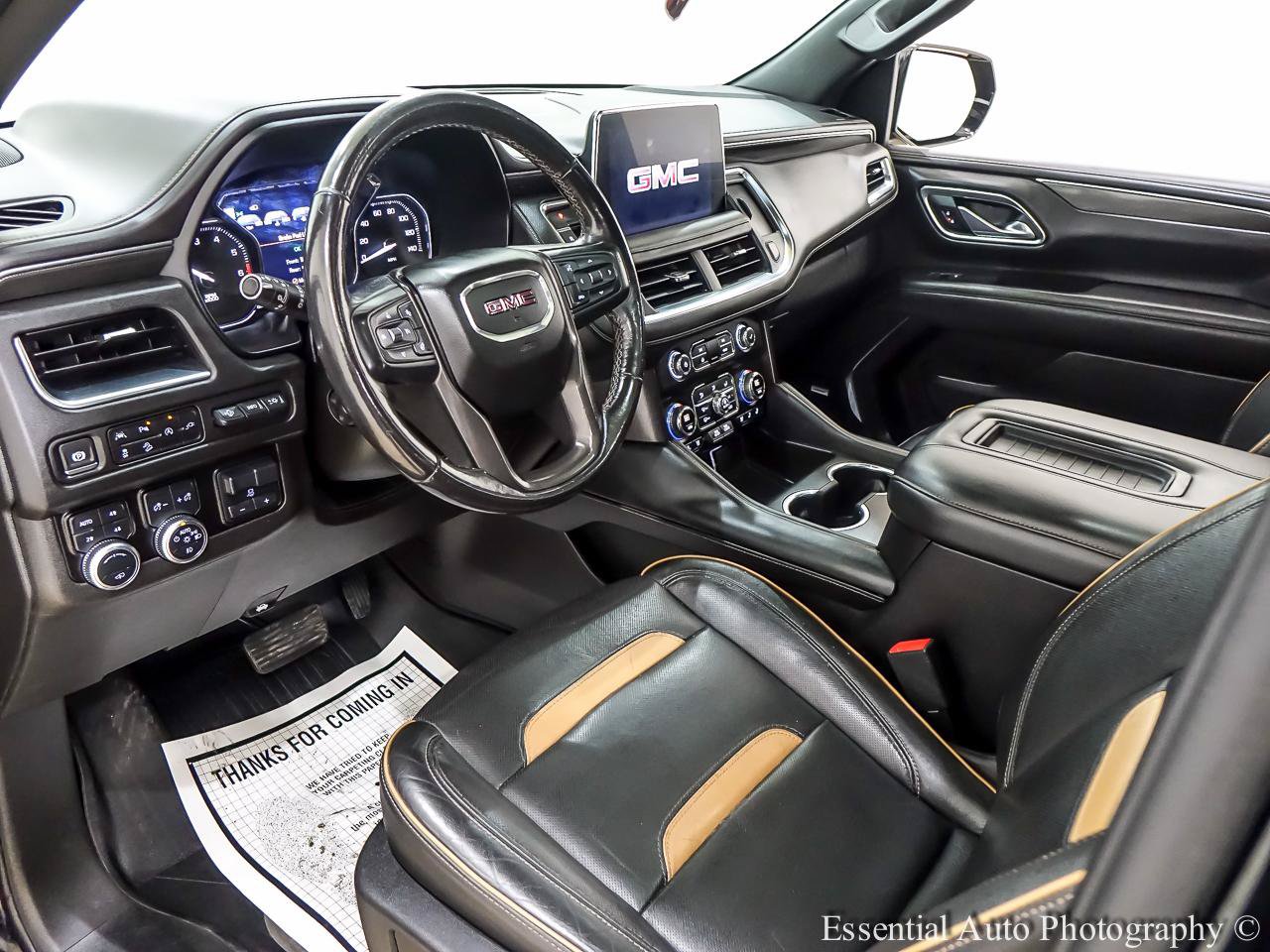 Used 2021 GMC Yukon XL AT4 w/ AT4 Premium Plus Package AWD/4WD image 14
