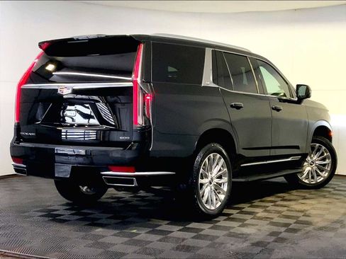 Used 2023 Cadillac Escalade Premium Luxury image 7