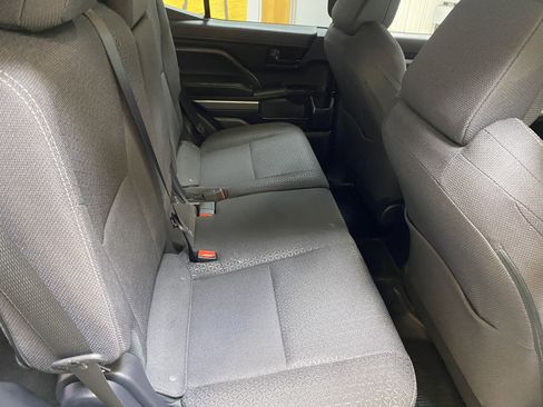 Used 2025 Toyota 4Runner SR5 image 27