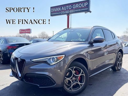 Used 2018 Alfa Romeo Stelvio Ti Sport image 1