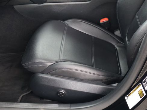 Used 2024 Mercedes-Benz C 300 4MATIC Sedan image 15