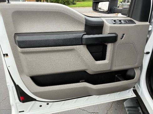 Used 2018 Ford F350 XL w/ Power Equipment Group image 13