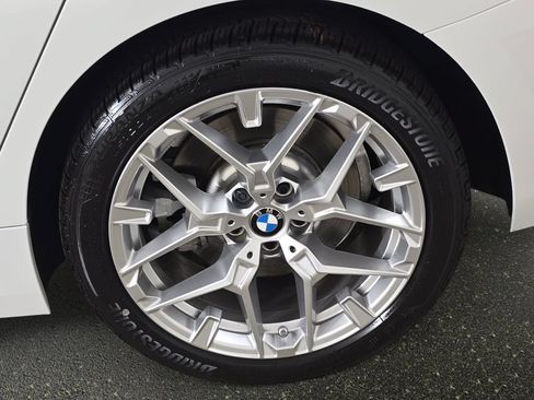Used 2025 BMW 330i xDrive Sedan w/ Premium Package AWD/4WD image 38
