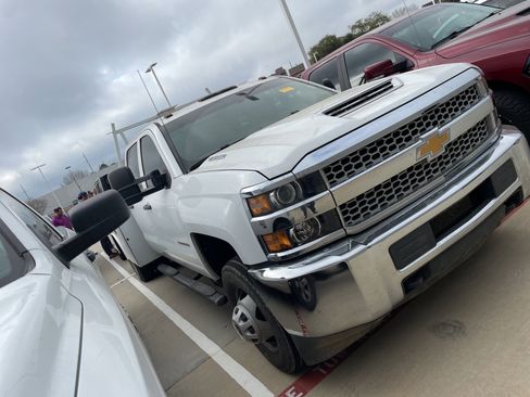 Used 2019 Chevrolet Silverado 3500 W/T image 3