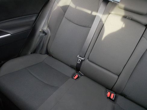 Used 2024 Toyota RAV4 LE image 12